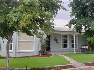 2 Bed House in Oudtshoorn