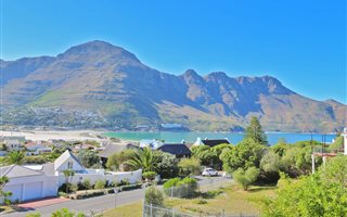 3 Bedroom Townhouse in Hout Bay and surrounds