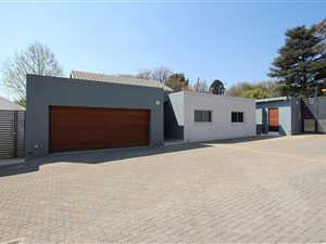 3 Bed Cluster in Essexwold