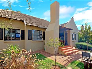 3 Bed Townhouse in Pinehaven