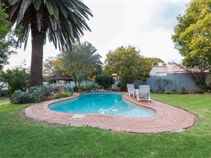 4 Bed House in River Club
