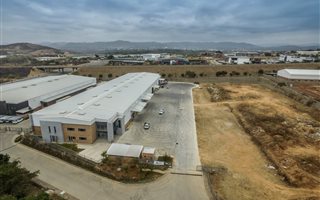2748 m² Commercial space in Riverside Park