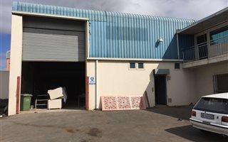 1950 m² Commercial space in Malvern