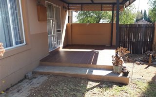 2 Bedroom Townhouse in Thatchfield
