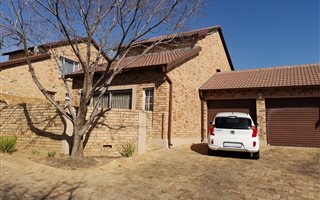 3 Bedroom Townhouse in Amberfield