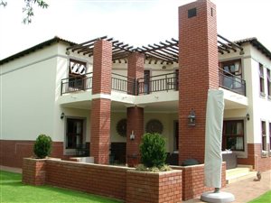4 Bed House in Midfield Estate