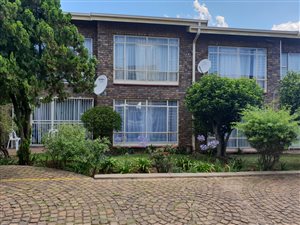 3 Bed Townhouse in Brackendowns