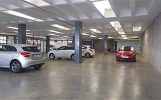 825 m² Commercial space in Kyalami