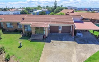 4 Bedroom House in C Place