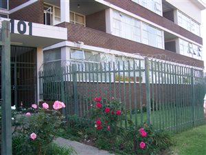 1.5 Bed Apartment in Eastleigh