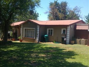 1 ha Farm in Kameeldrift East