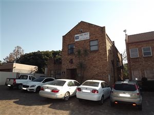 130 m² Office Space in Weltevreden Park