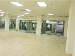 209 m² Commercial space in Newtown