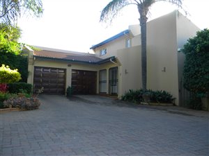 3 Bed House in Die Wilgers