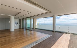 3 Bedroom Apartment in Mouille Point