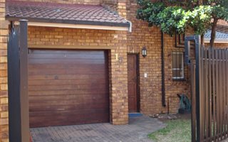 2 Bedroom Duplex in Illiondale