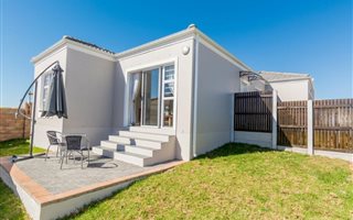 3 Bedroom House in Linton Grange