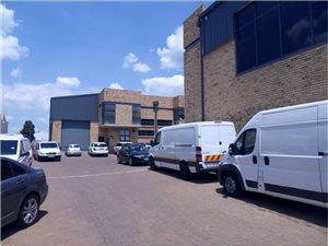 720 m² Industrial space in Ormonde
