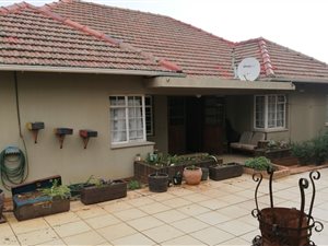 3 Bed House in Grantham Park
