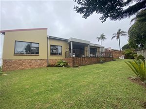 2 Bed Townhouse in Uvongo