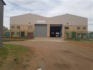 2400 m² Industrial space in Primrose