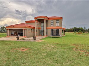 7 Bed House in Houtkop AH