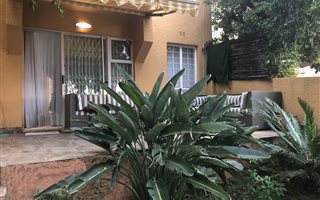 3 Bedroom Duplex in Bryanston West