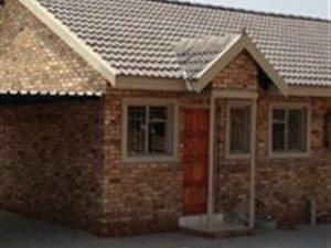 2 Bed Townhouse in Doringkruin