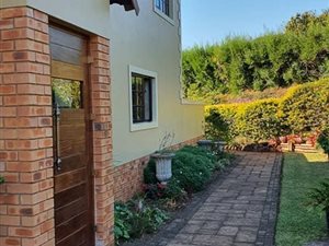 3 Bed House in Clifton Hill Estate