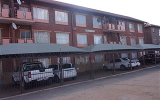 2 Bedroom Apartment in Witpoortjie