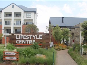 3 Bed Apartment in Greenstone Crest