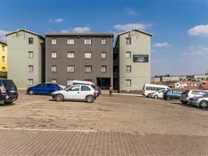 2 Bed Apartment in Fleurhof