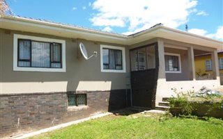 3 Bedroom House in Mount Vernon
