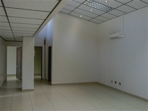 134 m² Office Space in Middelburg
