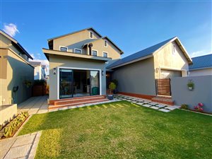 3 Bed House in Golden Fields Estate