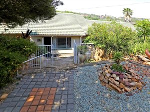 5 Bed House in Breaunanda
