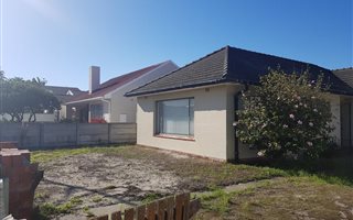 3 Bedroom House in Plumstead