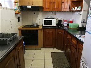 2.5 Bed Apartment in Pinetown Central
