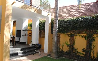 5 Bedroom Cluster in Midstream Estate