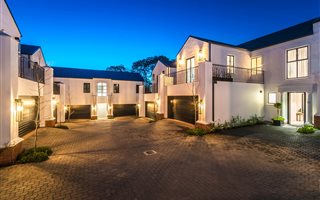 4 Bedroom Townhouse in Hyde Park
