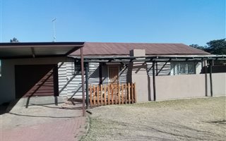 1 Bedroom Garden Cottage in Buyscelia