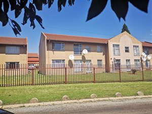2 Bed Apartment in Alan Manor