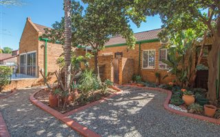 4 Bedroom House in Moreleta Park