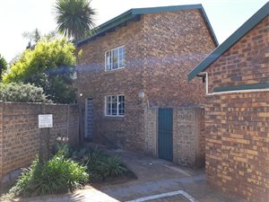 3 Bed Duplex in Glen Marais