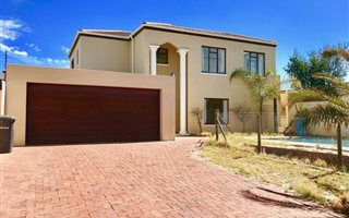 5 Bedroom House in Parklands
