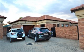 3 Bedroom Townhouse in Newmarket Park