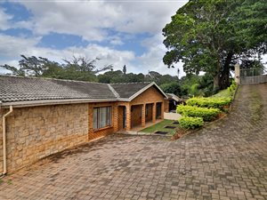 5 Bed House in Yellowwood Park