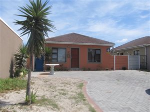 3 Bed House in Hagley