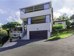 5 Bed House in Seaward Estates