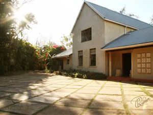 2 ha Farm in Sonheuwel